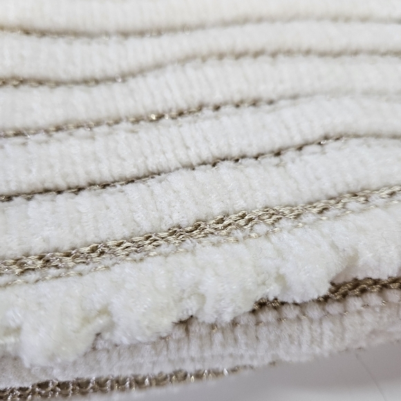 NEW Lauren Ralph Lauren Cream & Gold Metallic Stripe Scalloped Rectangle Scarf - Picture 4 of 6